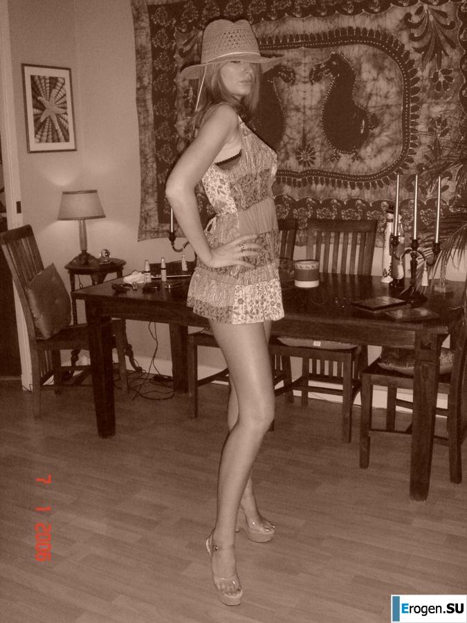 Beauty from Italy and all her personal photos. Photo 4