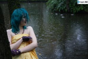 Eve in the park. Thumb 11