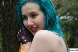 Eve in the park. Thumb 33