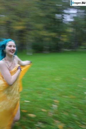 Eve in the park. Thumb 35