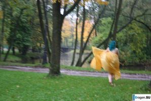 Eve in the park. Thumb 39