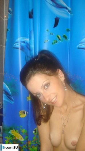 Naked brunette. Part 4. Thumb 33