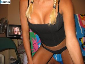 Сhesty pretty blonde. Thumb 12