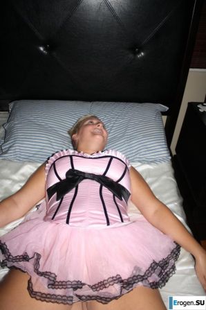 Девушка пончик и её личные фото. Эскиз 40