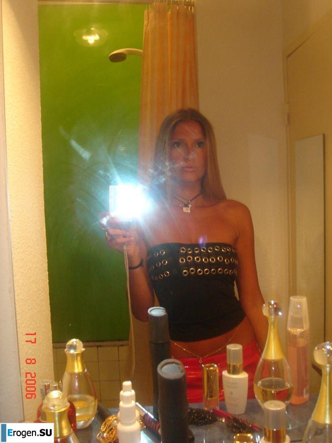 Beauty from Italy and all her personal photos. Part 4. Photo 18