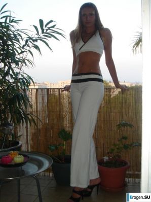 Beauty from Italy and all her personal photos. Part 4. Thumb 27