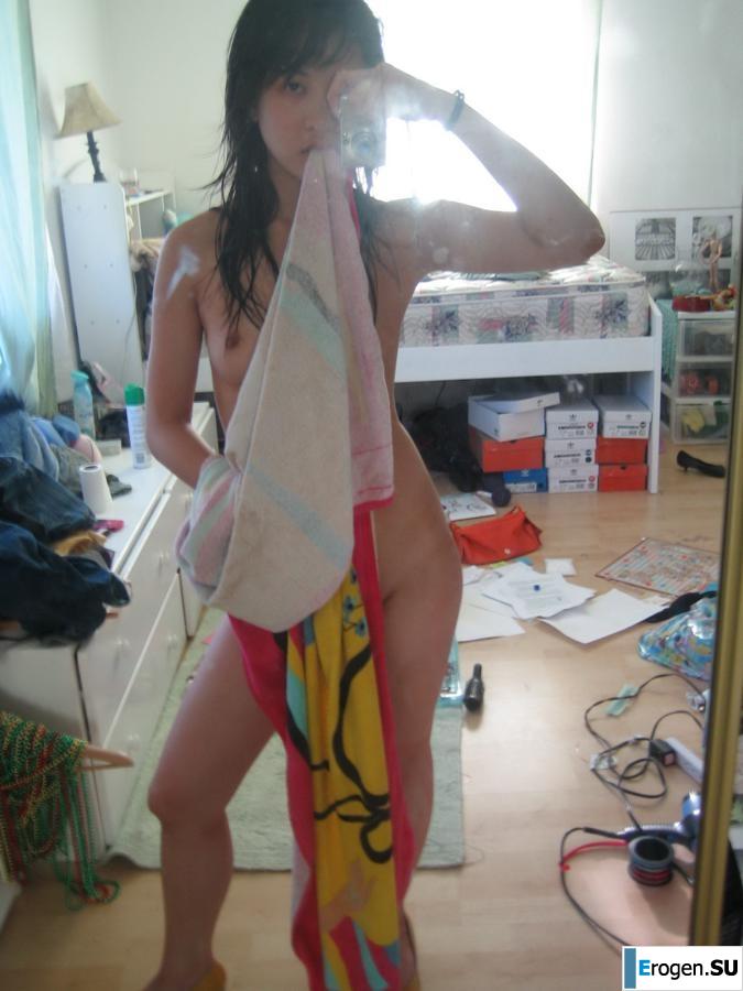 Asian has fun at home. Photo 27