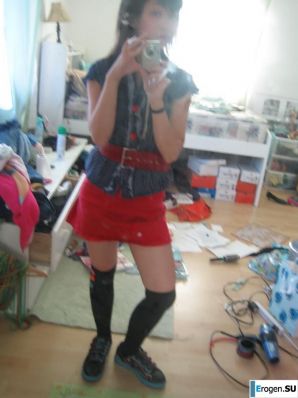 Asian has fun at home. Thumb 37