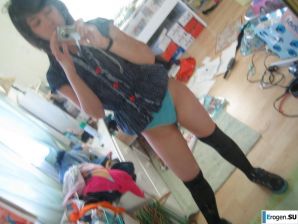 Asian has fun at home. Thumb 39