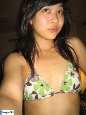 Азиатка развлекается дома. Часть 2. Эскиз 9