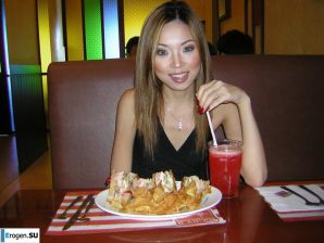 Горячая азиаточка. Эскиз 10