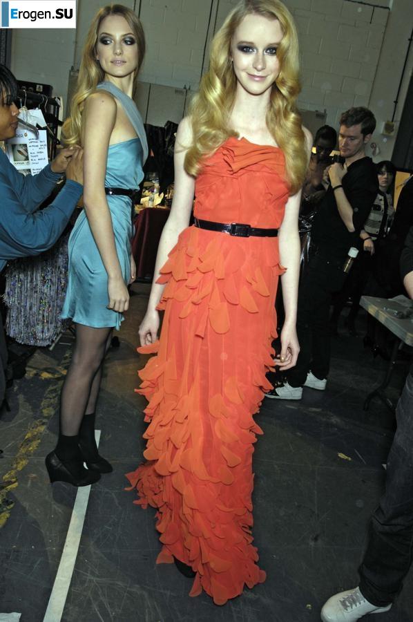 Dressing rooms, latrines, dressing rooms of models. Part 2. Photo 11