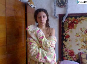 в поддержку Януковича, и на пляже. Эскиз 6