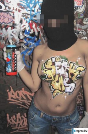 Graffiti on Girls. Thumb 18