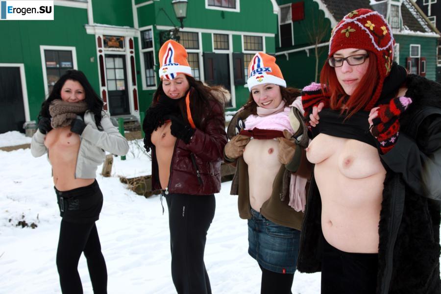 Dutch nudists in winter. Part 4. Photo 10