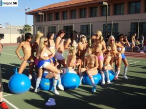 группы девушек промоутеров. Эскиз 48