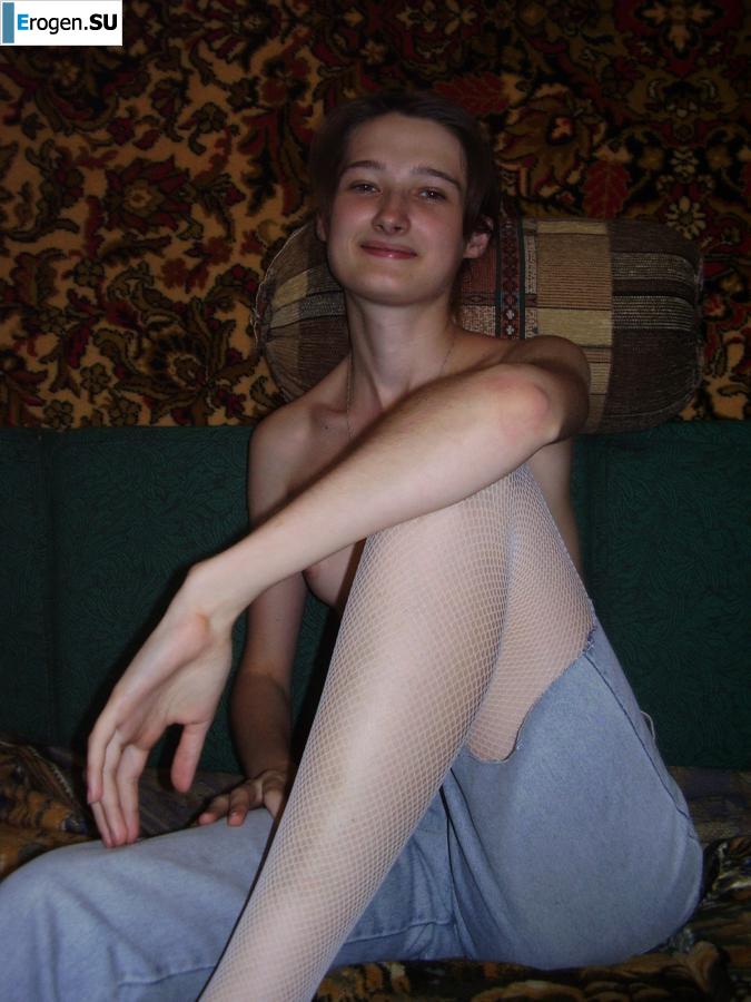 Home photos of a Ukrainian girl. Part 2. Photo 17