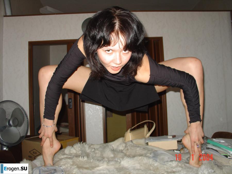 Home archive of a flexible Russian girl. Part 2. Photo 23