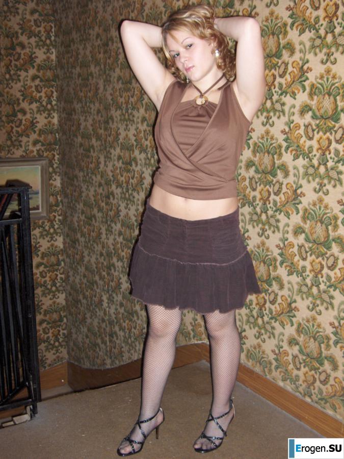 Home archive of a well-fed Parisian woman. Part 2. Photo 12