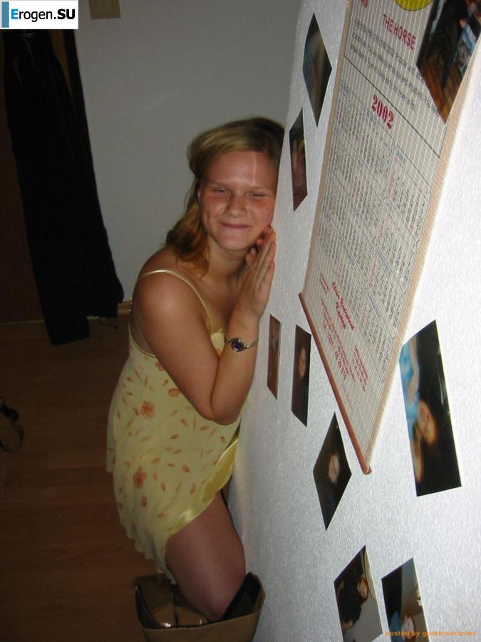 Home photo session of the red bbw. Photo 26