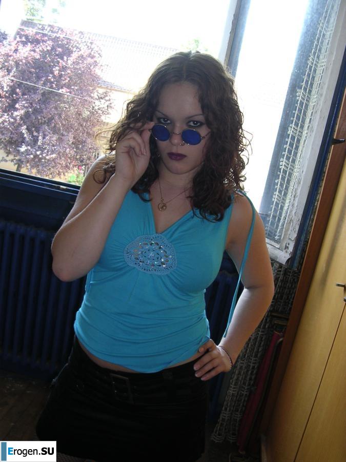 Home archive of a well-fed Parisian woman. Part 6. Photo 17