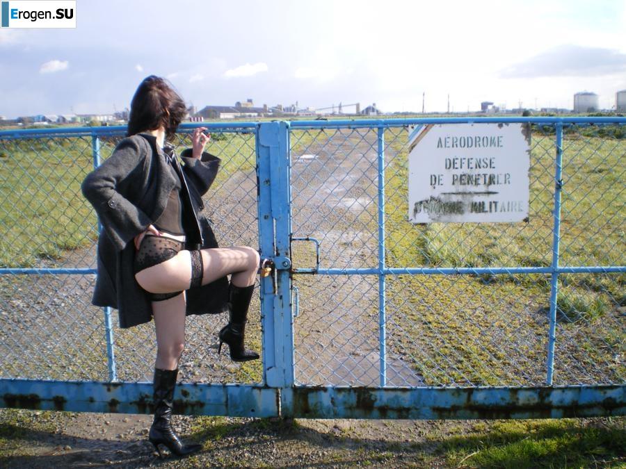 Madame Frenchwoman. Photo 25