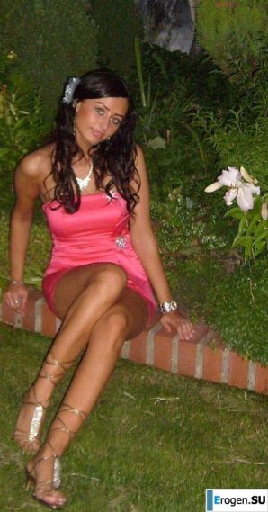 Beautiful Brunette. Thumb 42