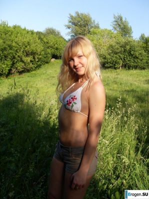 Красивая выпускница. Эскиз 36