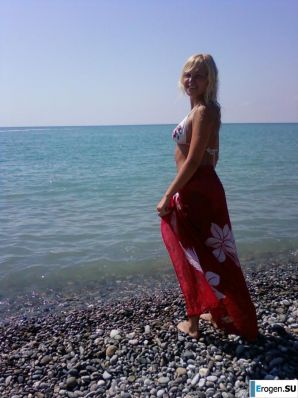 Красивая выпускница. Эскиз 5