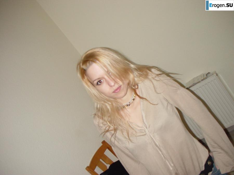 Miniature lover of sexual games. Photo 3