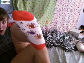 Кривляется и фоткает себя. Эскиз 45