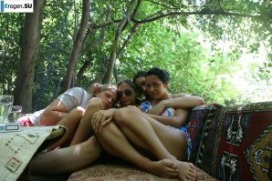 Компашка русских зажигает в Турции. Эскиз 32