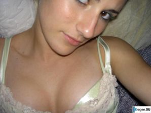 A beautiful Bulgarian poses at home and on the beach. Thumb 25