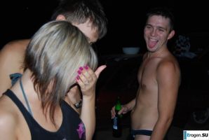 Красивая блондинка. Часть 3. Эскиз 36