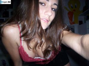 Beautiful Bulgarian posing at home and on the beach. Part 2. Thumb 28