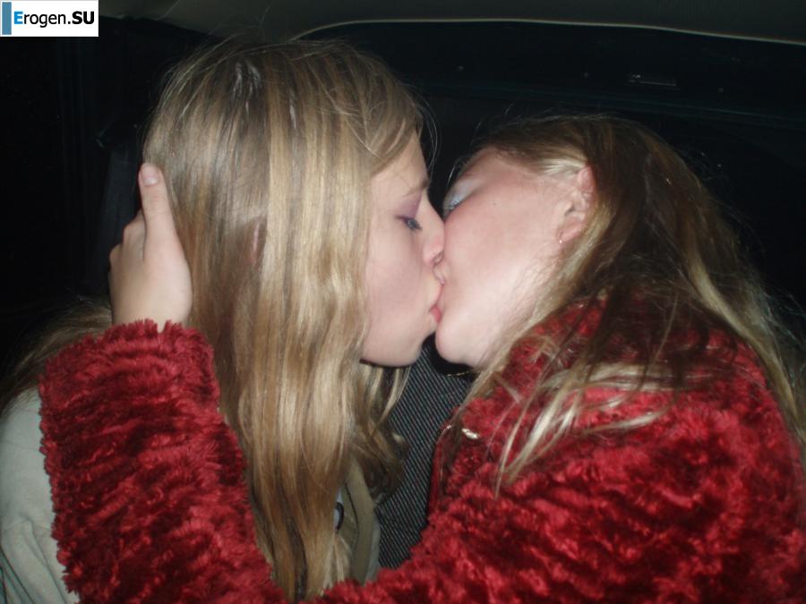 Amateur lesbians. Part 3. Photo 7