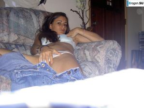 Красивая болгарка позирует дома и на пляже. Часть 3. Эскиз 17