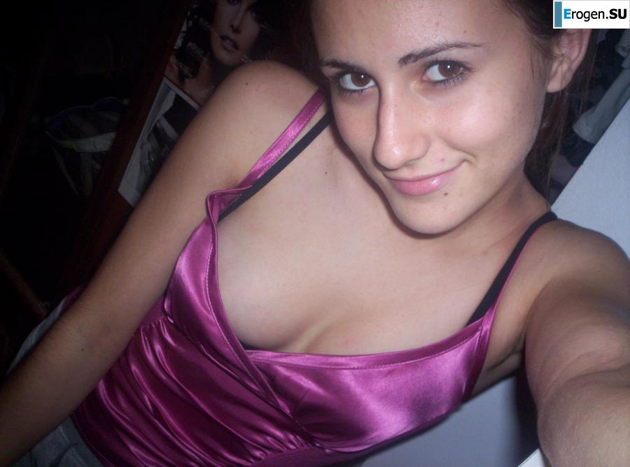 Красивая болгарка позирует дома и на пляже. Часть 4. Фото 22