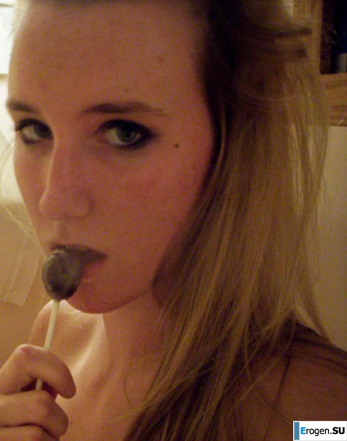 Молоденькая евроблондинка. Фото 22