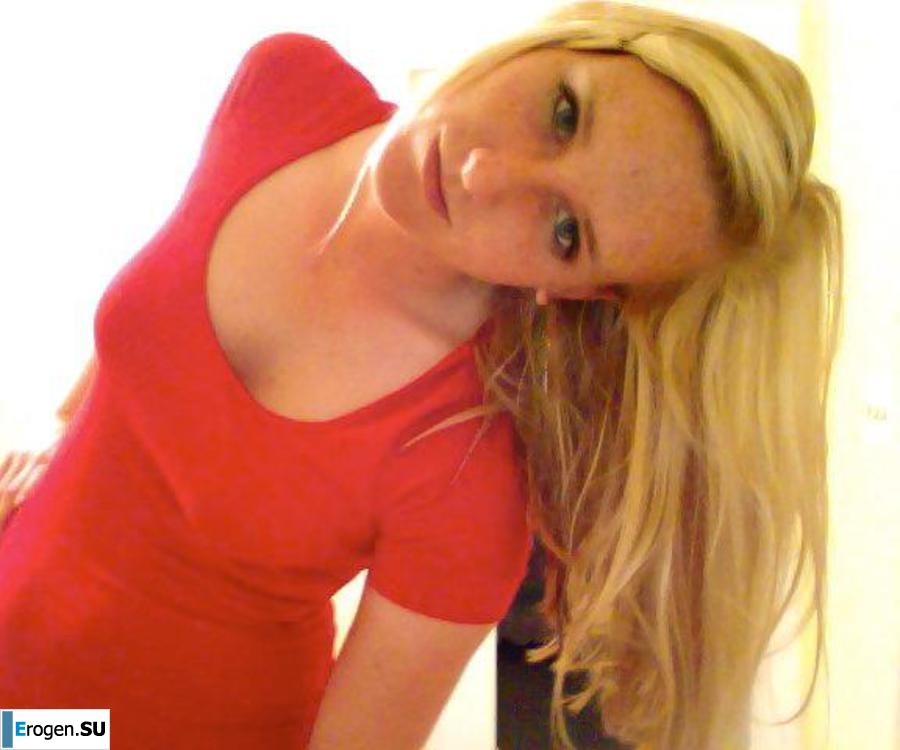 Молоденькая евроблондинка. Фото 26