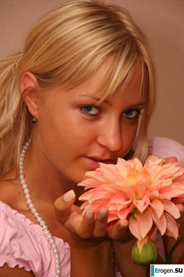 Молодая красотка. Фото 3