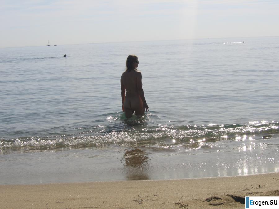 На море позирует. Фото 29