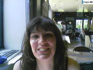 На море позирует. Эскиз 20