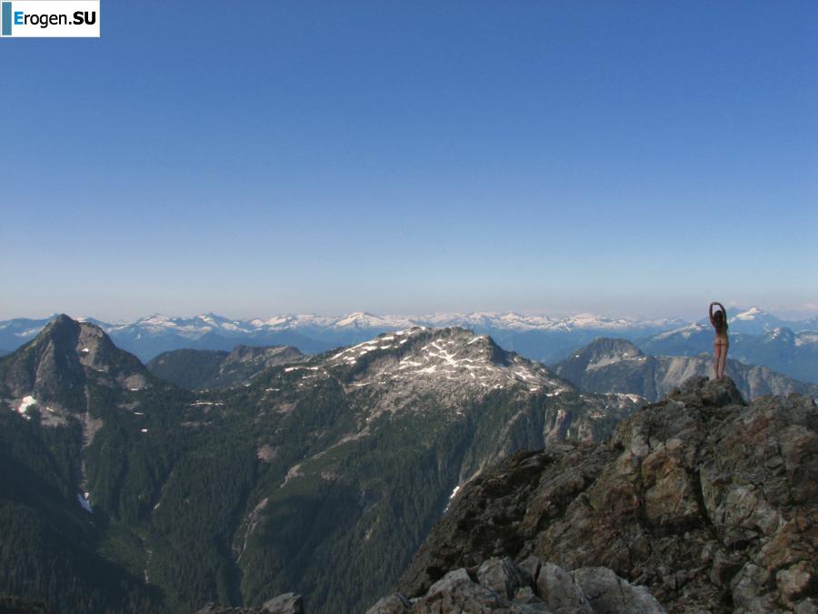 Nudity in the Mountains. Photo 30