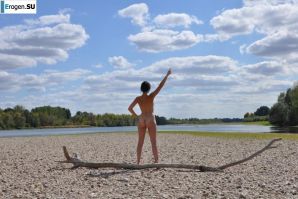 Nudity in the Mountains. Thumb 25