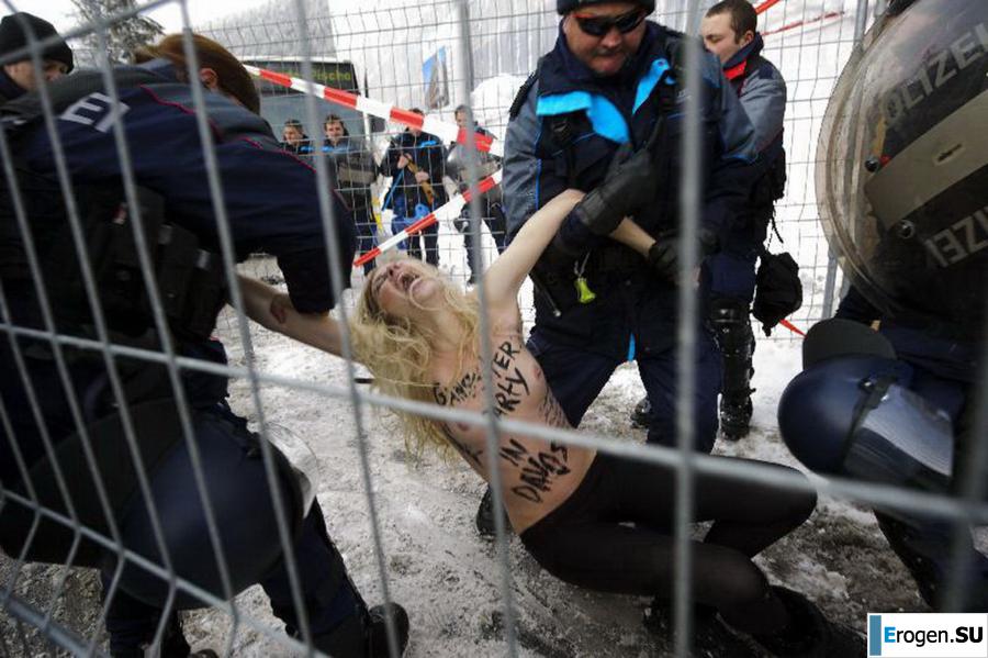 Обнажения в знак протеста. Часть 5. Фото 18