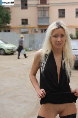 Nastya from Samara walks around the city and shows herself. Thumb 34