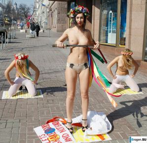 Обнажения в знак протеста. Часть 6. Эскиз 22