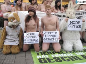 Обнажения в знак протеста. Часть 6. Эскиз 34