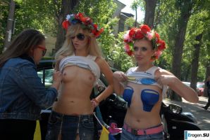 Обнажения в знак протеста. Часть 6. Эскиз 52